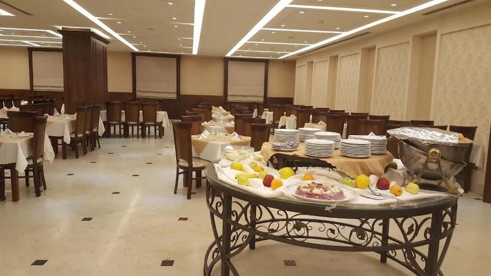 Arena Space Hotel Amman Ngoại thất bức ảnh